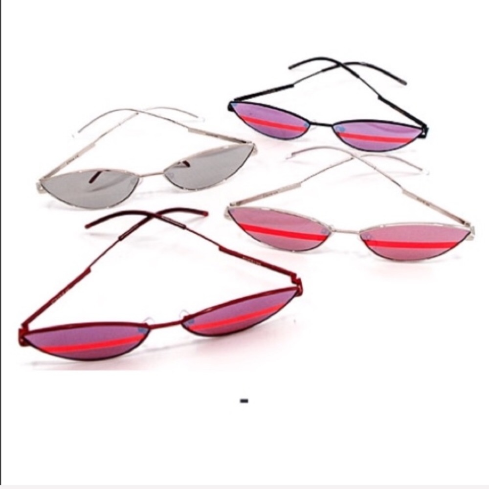 Kylie mini cat eye sunglasses with stripe in lens